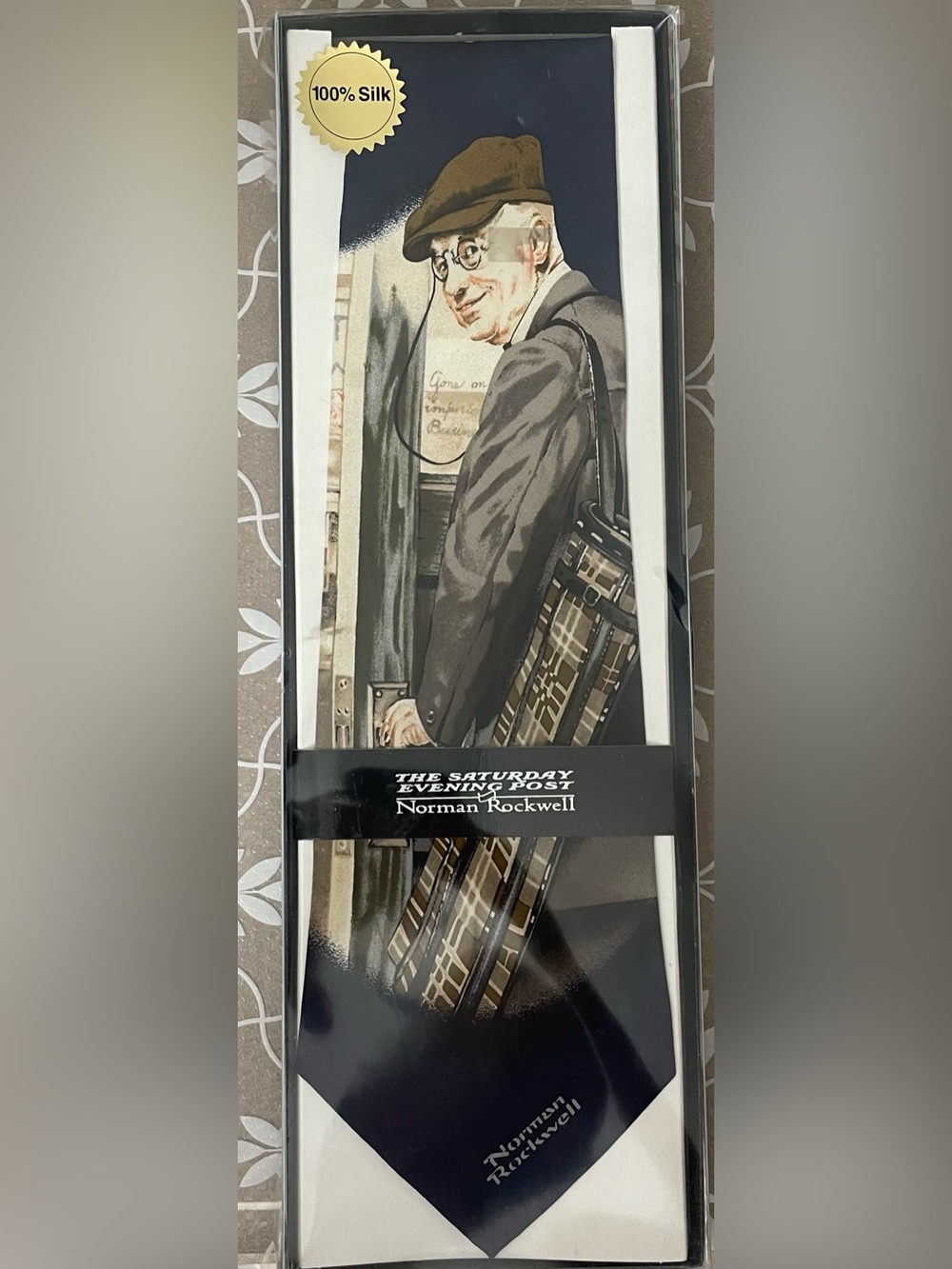 Vintage Norman Rockwell Saturday Evening Post 100% Silk Collectible Boxed